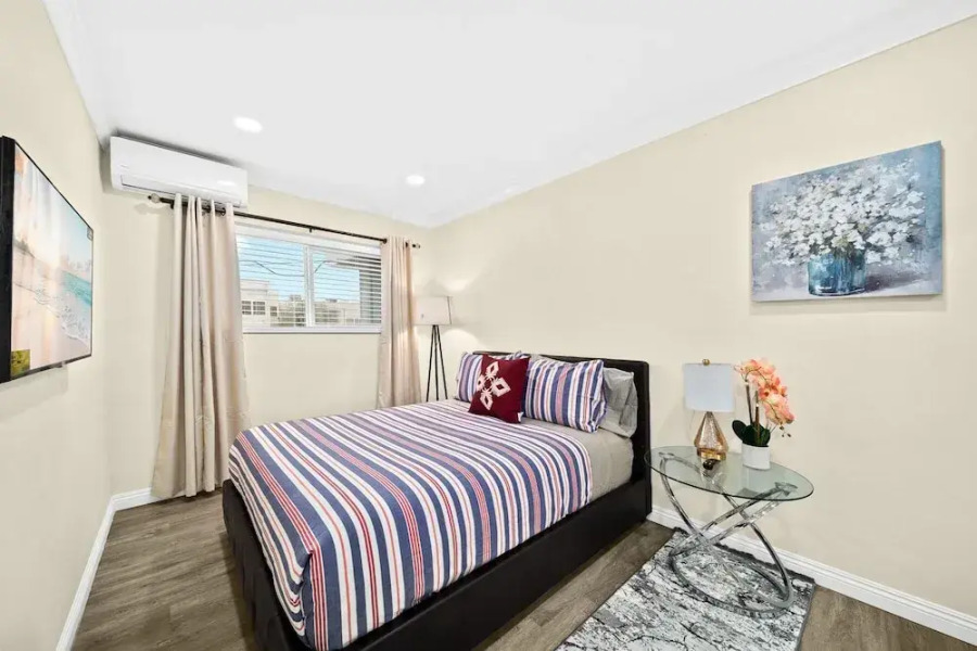 Vibrant&Refreshing 12 min to Downtown LA