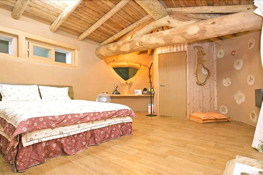 Hadong Clay House Landscape Pension