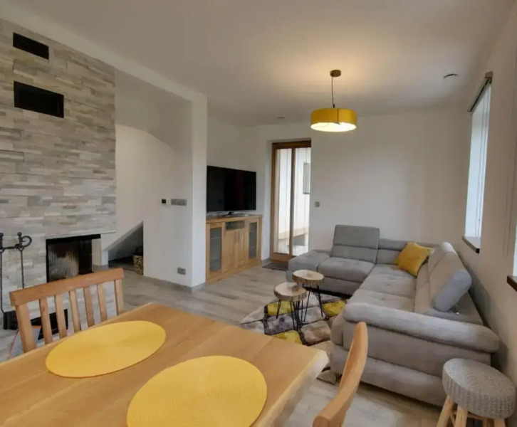 Beautiful Pondside Villa