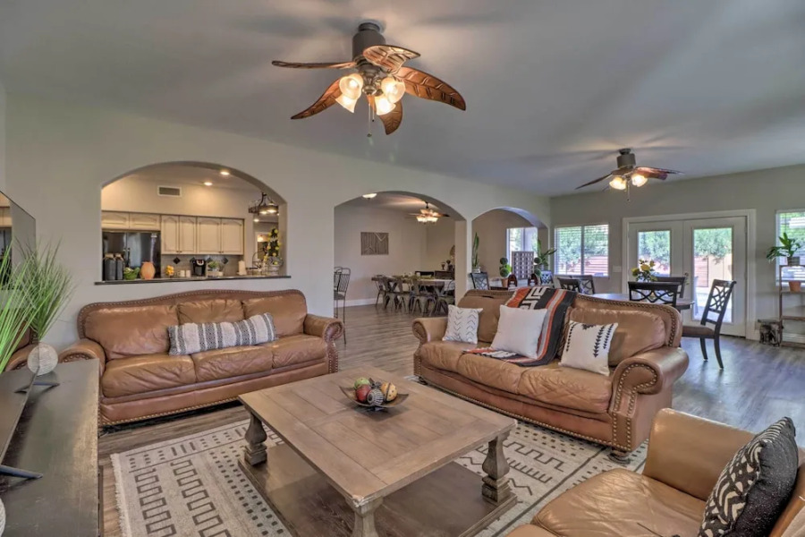 Lavish Family Escape w/ Game Room in Avondale!