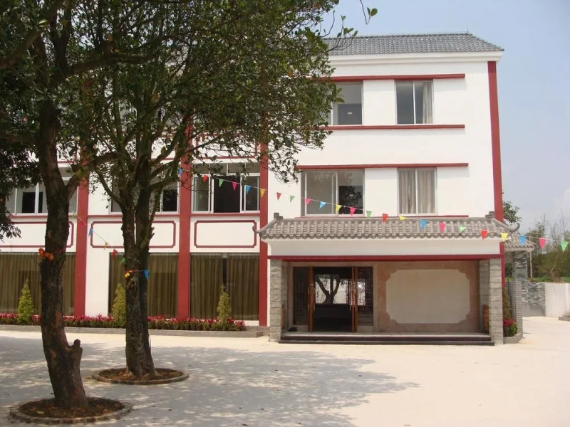 Xiema Jurencun Hotel