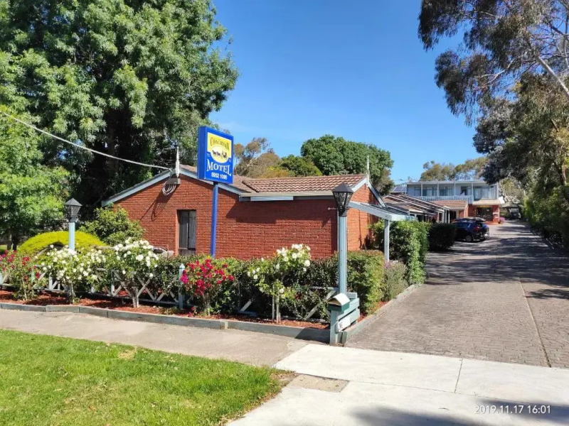 The Coachman Motel & Units