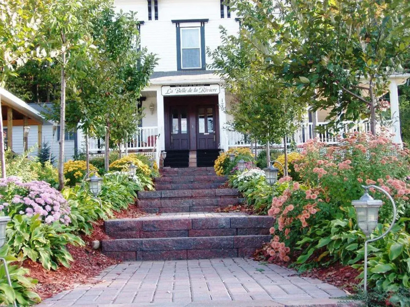 La Belle de la Riviere