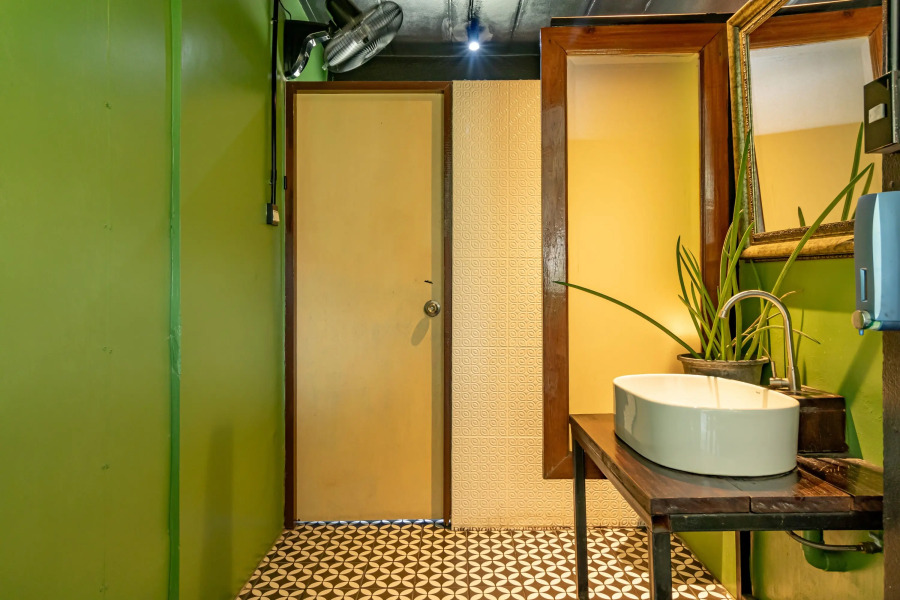 The Palm Hotel by ZUZU