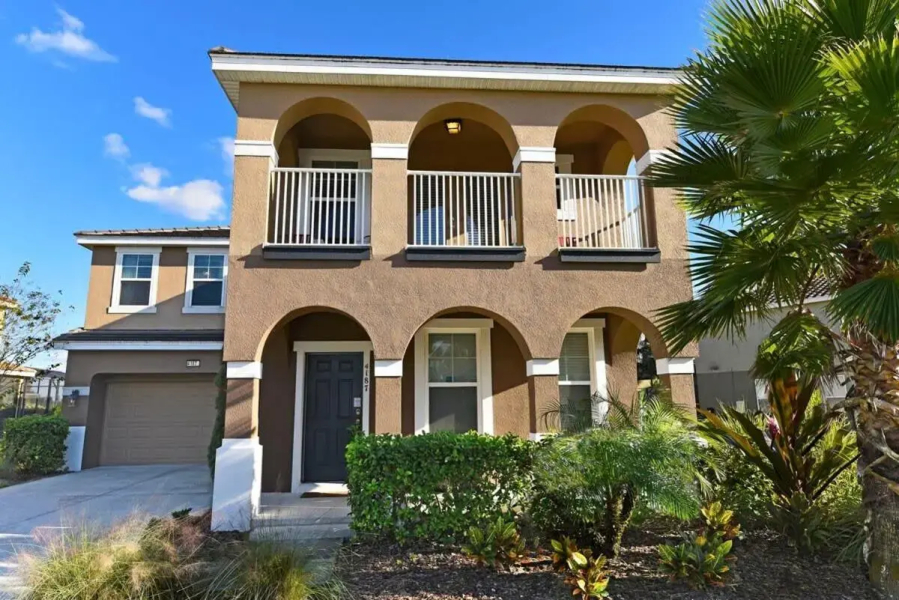 Meticulous 6Bd Spa Gm Pool Hm Solterra-4187od