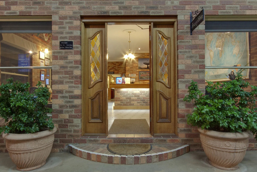 Quality Inn Parkes International