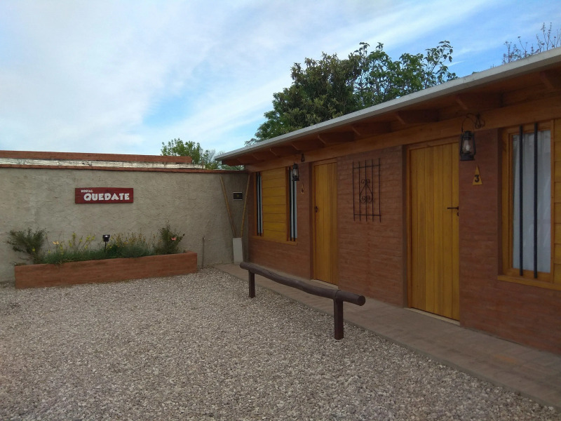 Hostal Quedate
