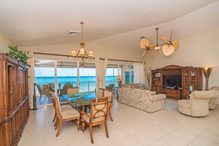 Laguna Del Mar by Cayman Villas