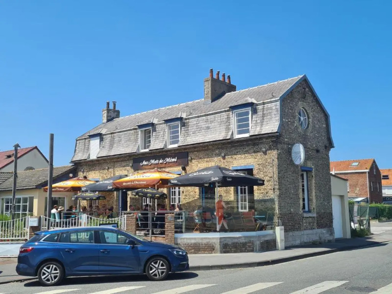 "Les Embruns" Maison meublée, proche de la mer