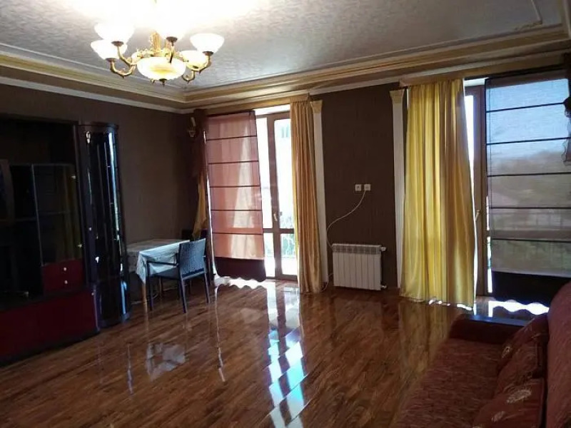 Коттедж на улице Владимира Хромых