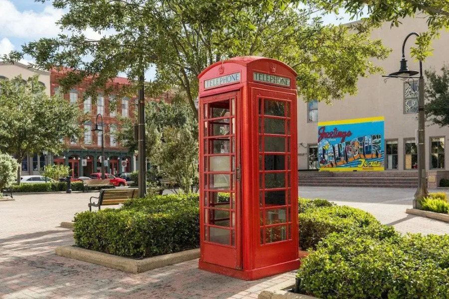 Palisade Palms Beachfront