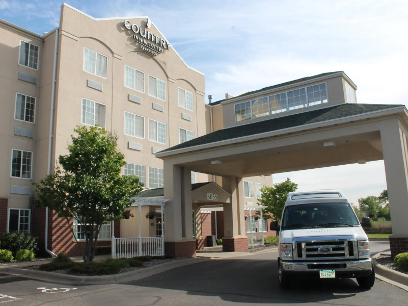 Country Inn & Suites by Radisson, Eagan, MN