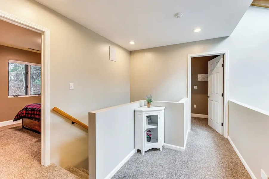 Campton Cabin Near White Mountain Nat'l Forest