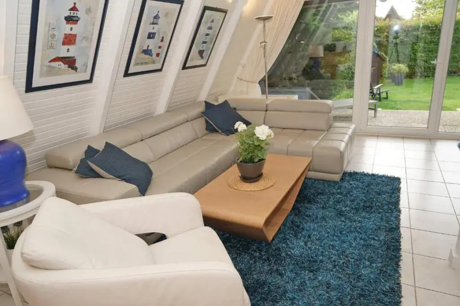 Zeltdachhaus _ 2 x TV _ ruhige Lag