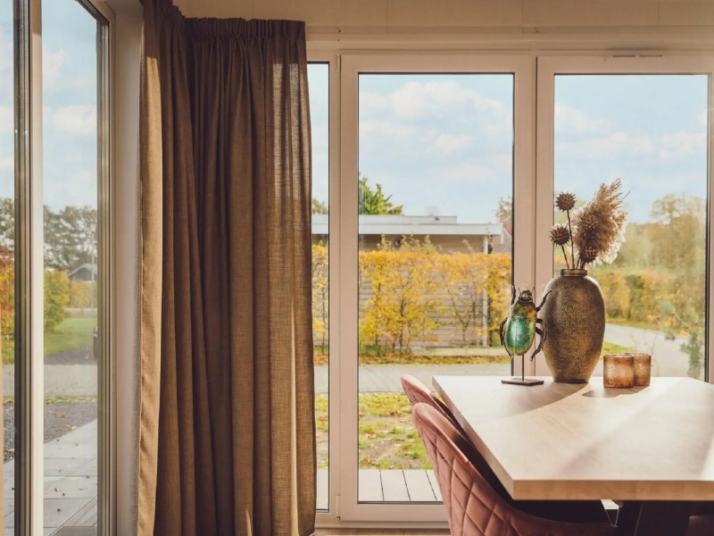 Modern Chalet With Wifi, in a Holiday Park Near a Large Nature Reserve