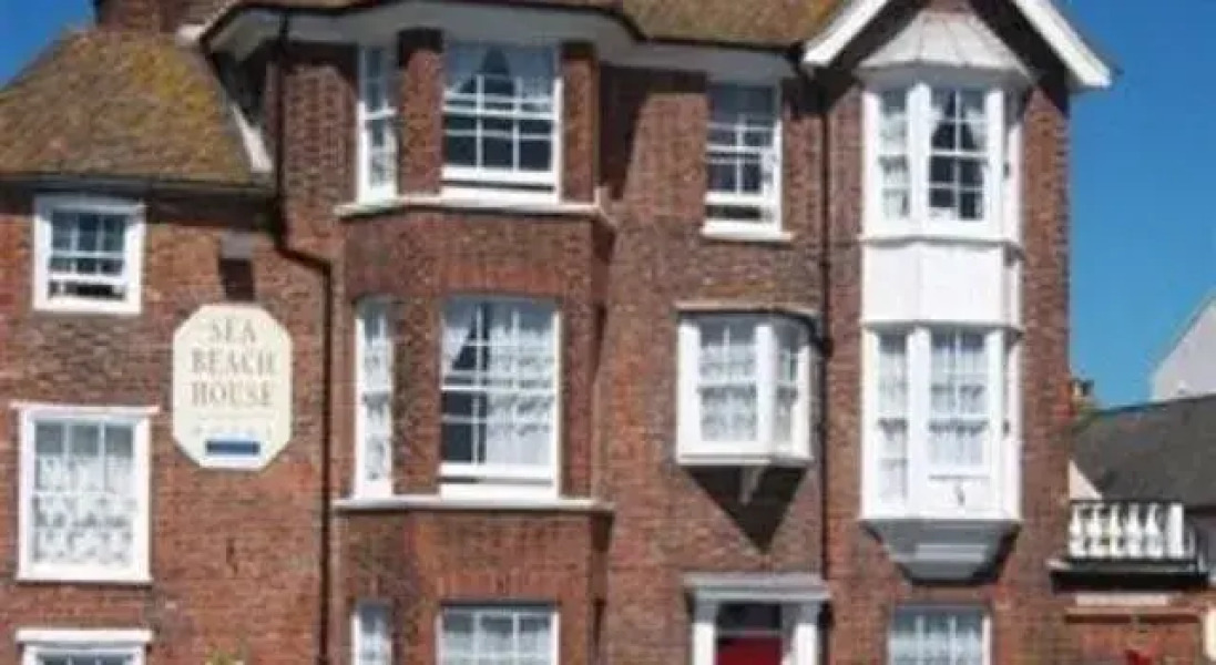 Sea Beach House Hotel