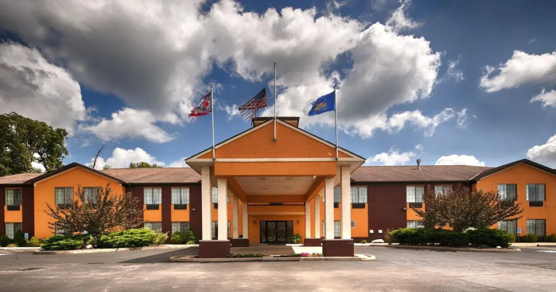 Countryside Inn & Suites