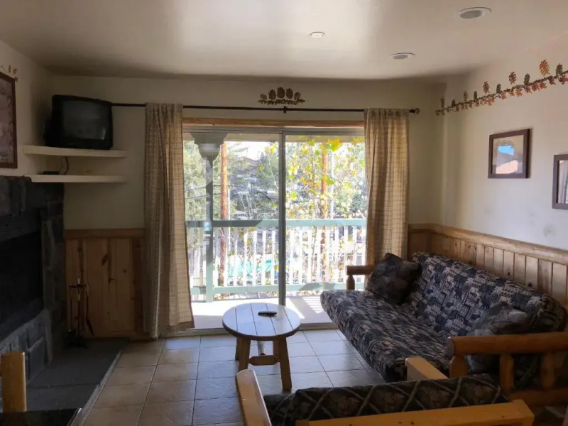 Rodeway Inn & Suites Fireside Lodge