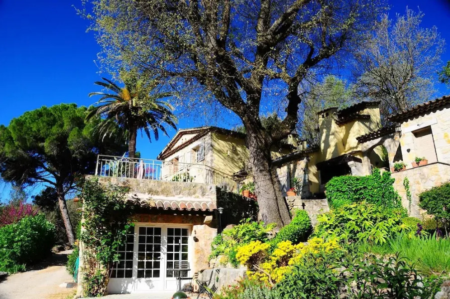 Villa with 5 Bedrooms in Le Tignet, with Wonderful Mountain View, Private Pool, Furnished Garden - 28 Km From the Beach