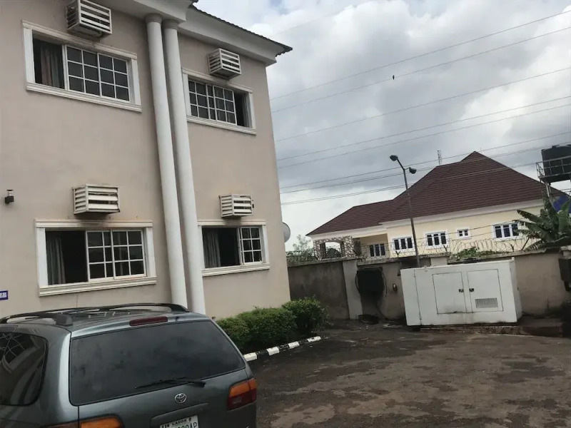 Meadway Luxury Hotels