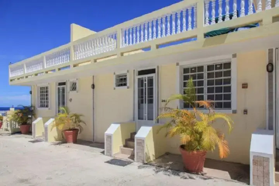 Penthouse, Rooftop Terrace, WiFi and Views, PRV 304