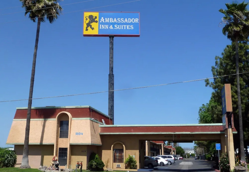 Ambassador Inn Fresno