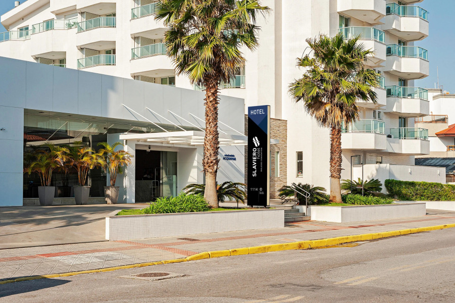 SLAVIERO  Ingleses Convention