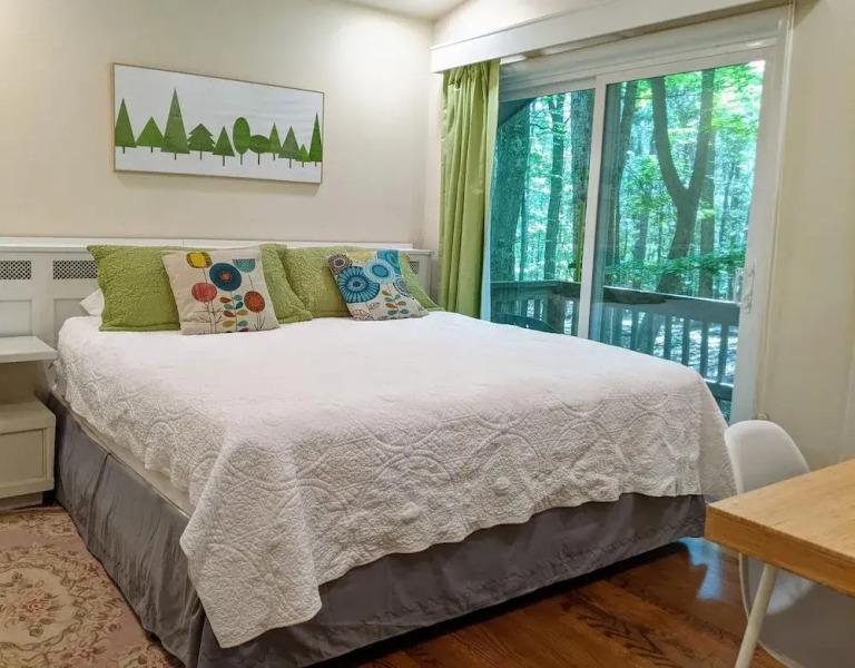 Autumn Wings - A Natural Retreat