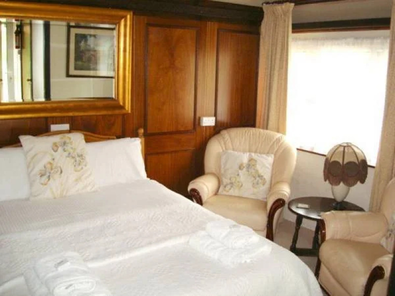 School Lodge Country Guesthouse