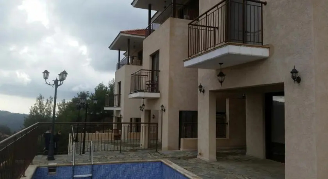 Agros Panoramic Villa