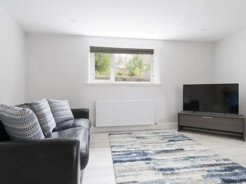 Max & Ben's Apartments