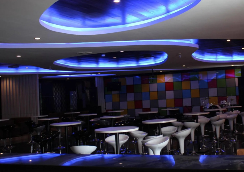 Novena Hotel Watampone