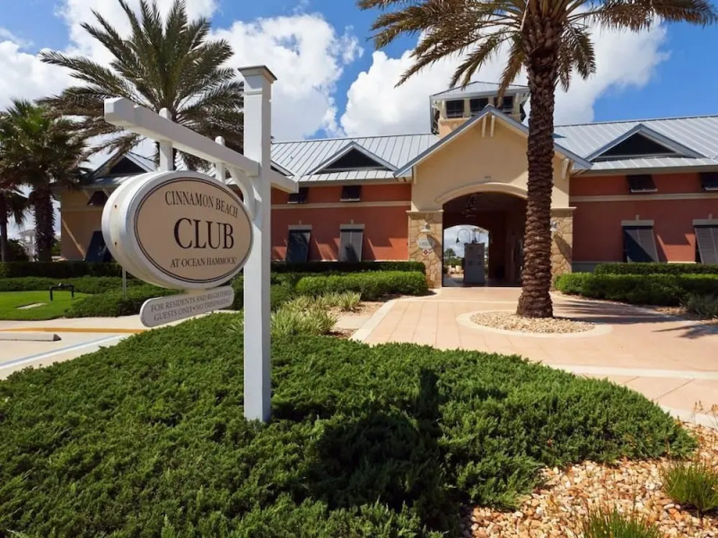 Windsor by the Sea - Five Bedroom Home