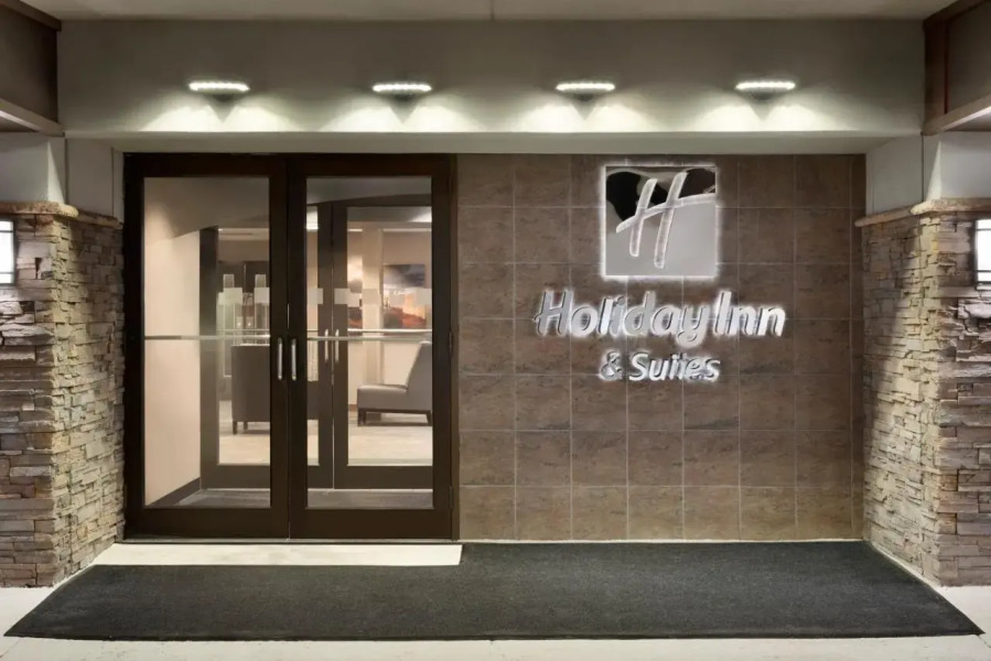 Holiday Inn Hotel & Suites Duluth-Downtown