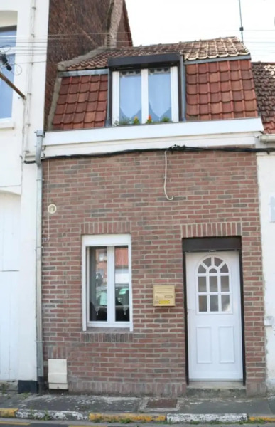 House With one Bedroom in Saint-amand-les-eaux, With Wonderful City View and Wifi