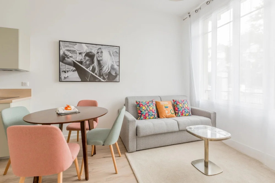 Beautiful Residence  Paris & Versailles