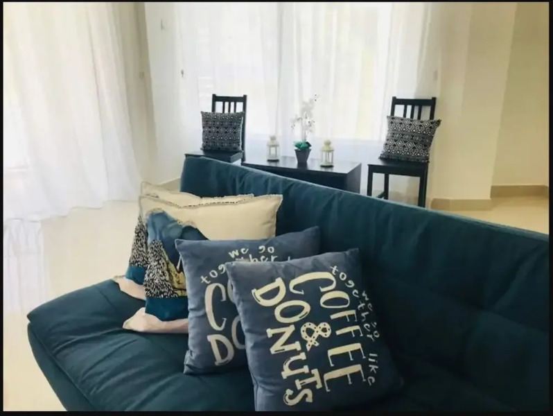 Sky Bungalow Green Beverly Hills