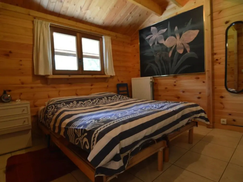 Attractive Wooden Holidayhome With Private Garden in a Natural Area