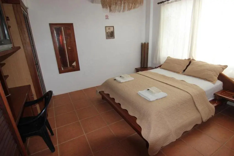 Lava Lizard Guesthouse