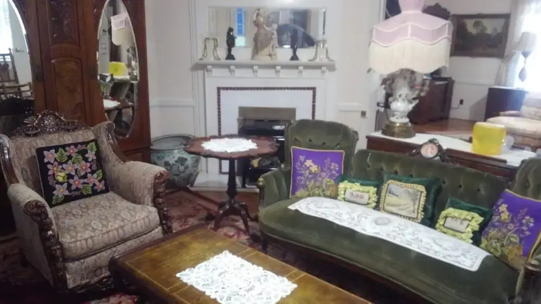 The Inn At Brevard - Bed And Breakfast - Adult Only