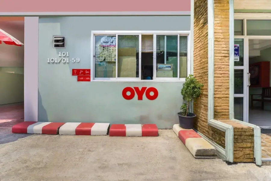 OYO 762 Chompoo