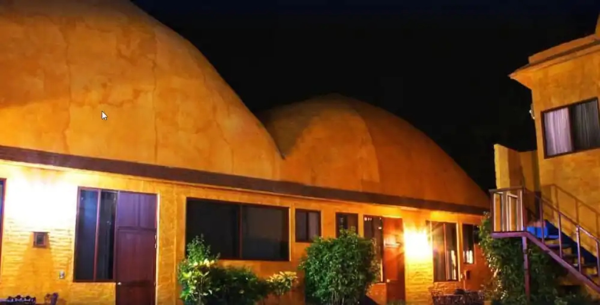 Las Casitas