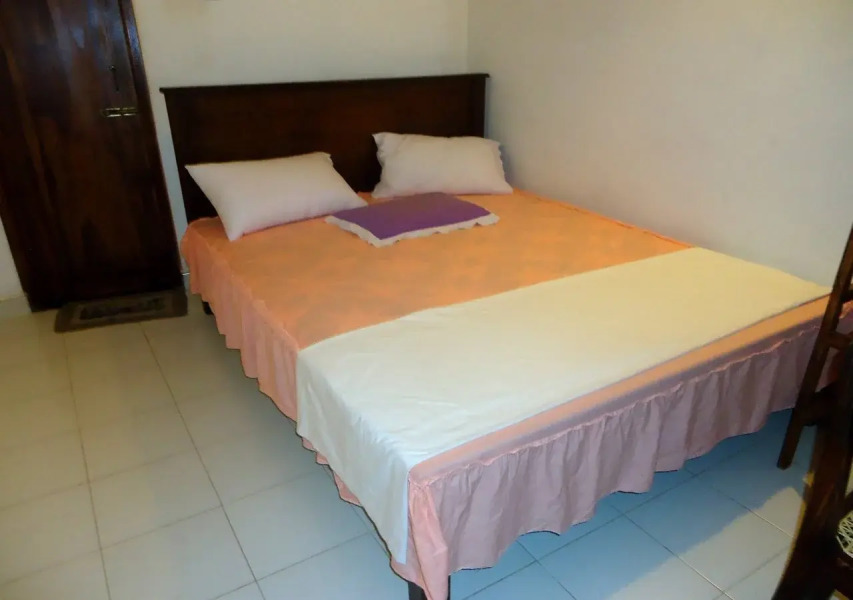 Mothers Elephant Safari Hotel