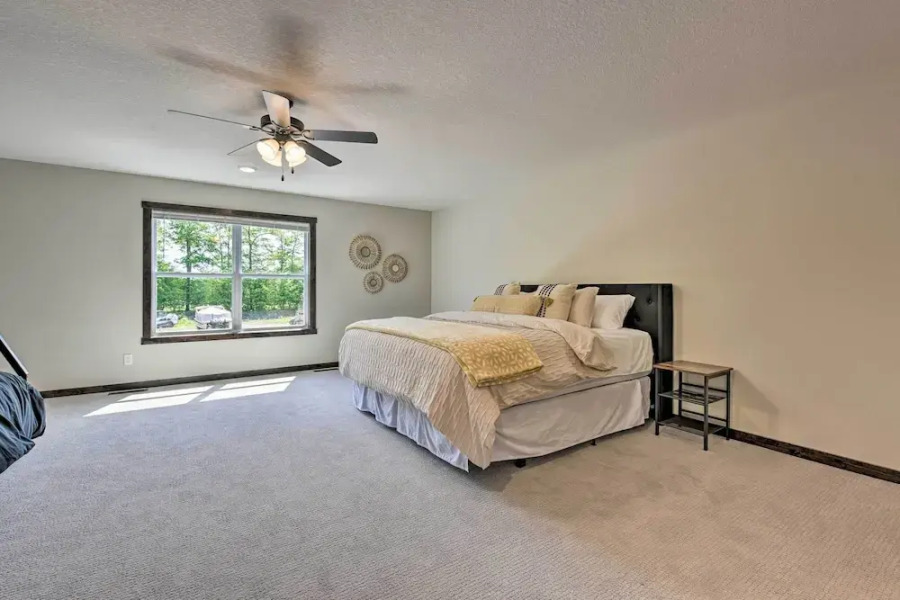 Modern Nisswa Escape w/ Deck: Walk to Gull Lake!