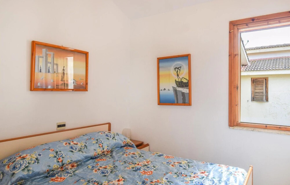 Amazing Apartment in Botricello With 1 Bedrooms