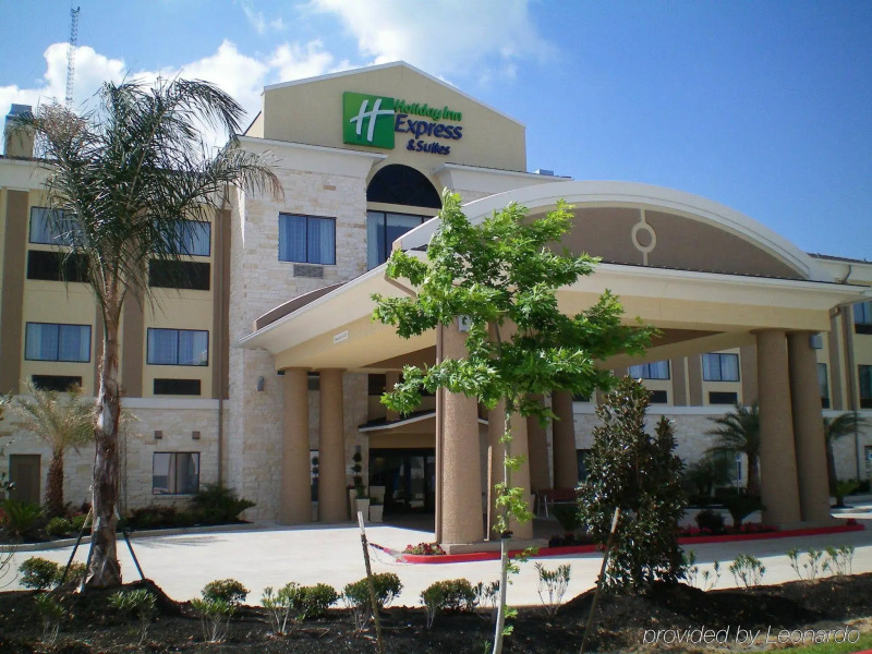 Holiday Inn Express Hotel & Suites BEAUMONT NW by IHG