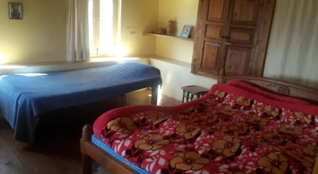 Khim's Guest House & Restaurant