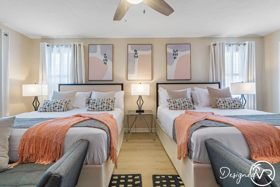 8 BR Heated Pool & Soccer Field