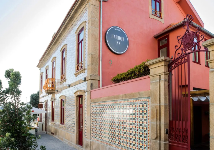 Harbour Inn Design Townhouse