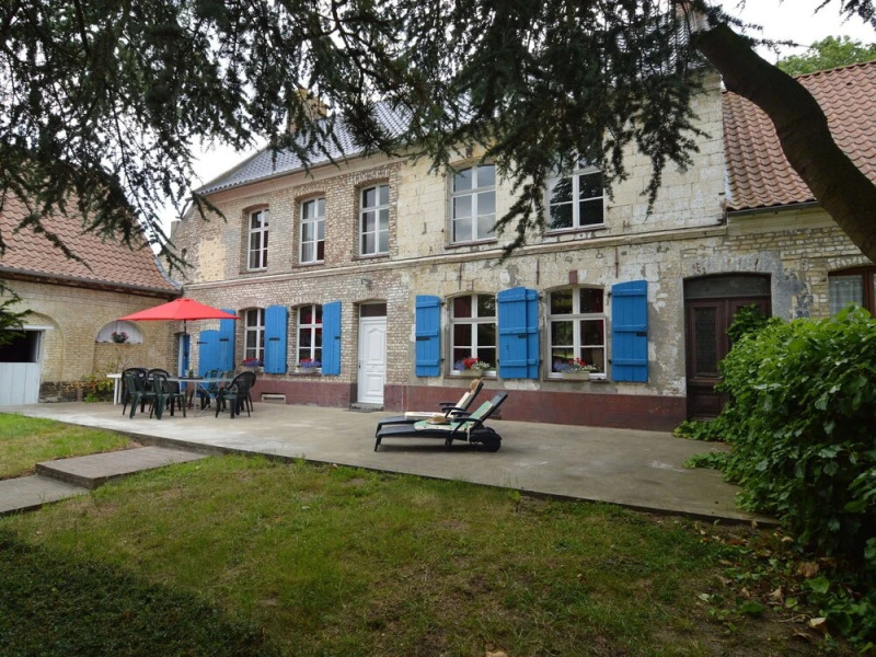 Well-maintained Farmhouse With Large Garden, Just 15 Minutes From the sea